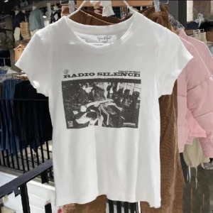 Brandy Melville tshirt  - Säljer då den är för liten❤️
