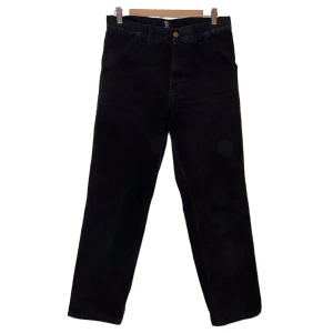 Carhartt WIP Single Knee Pant - Svarta Carhartt Single Knee jeans i strl  w30 l32 helt okej skick, inte trasiga men lite urtvättade, skriv för fler bilder eller om du har några frågor