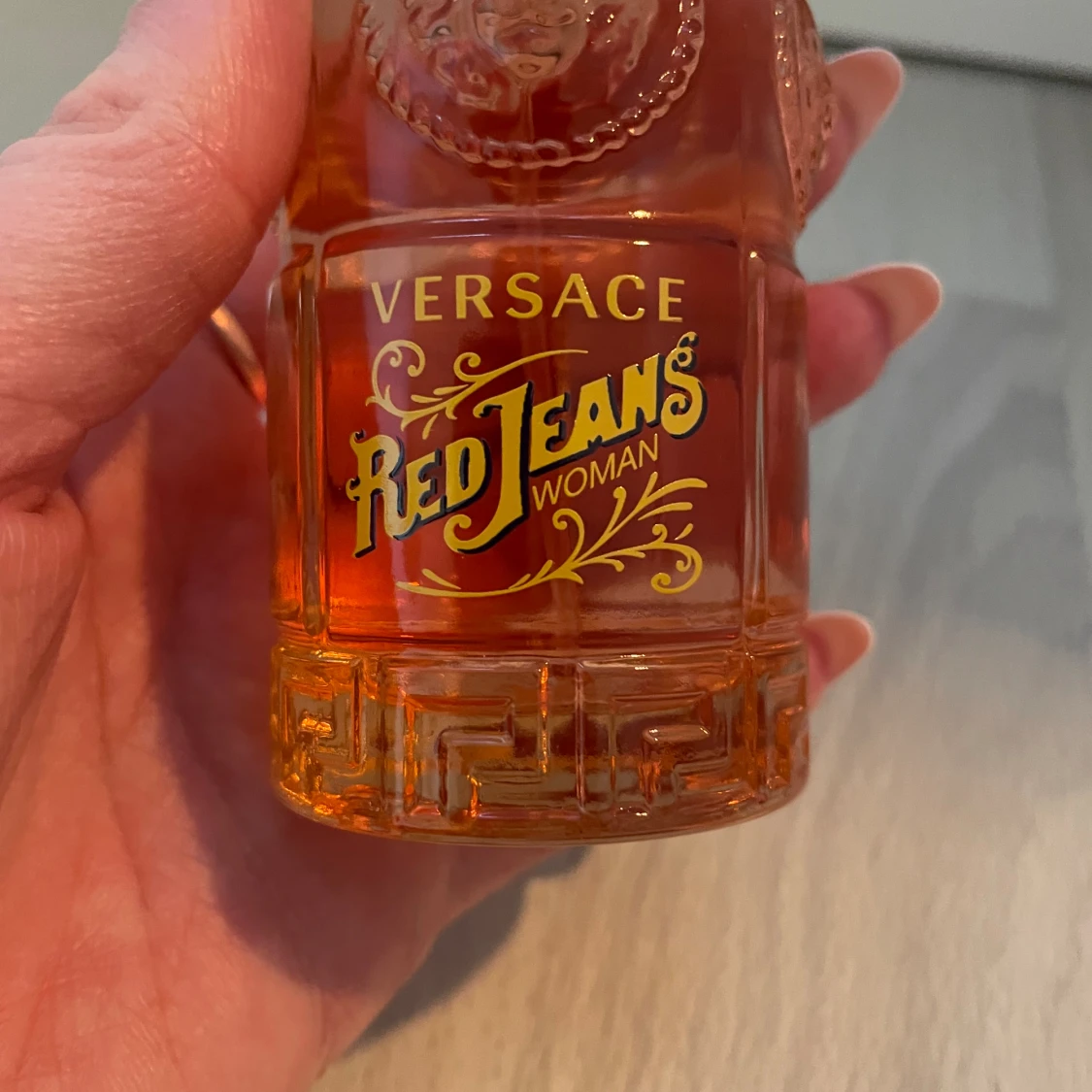 Versace parfym  - 91