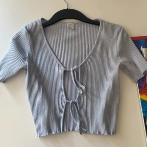 Bolero - Superfin bolero nästan aldrig använd (dm för mer frågor)💞