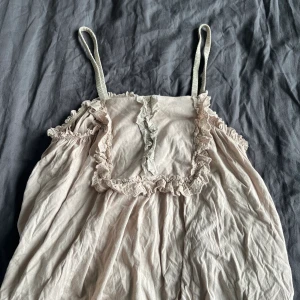 Gulligt linne - Linne i gammelrosa 