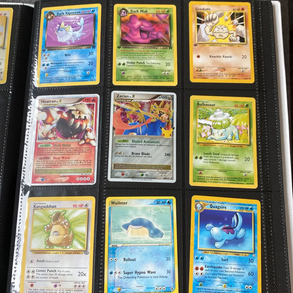  Blanda gamla Pokémon kort tre 1 edition kort från 1995 två level x kort och fyra andra kort skriv för prisförslag på korten man kan köpa enskilda kort . Övrigt.