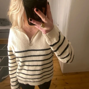 Half-zip tröja  - Nästan oanvänd, superskön!