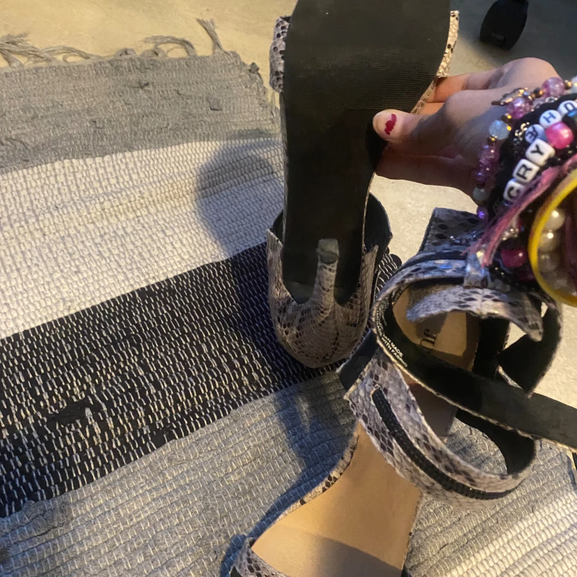 Fina klackskor  - 91