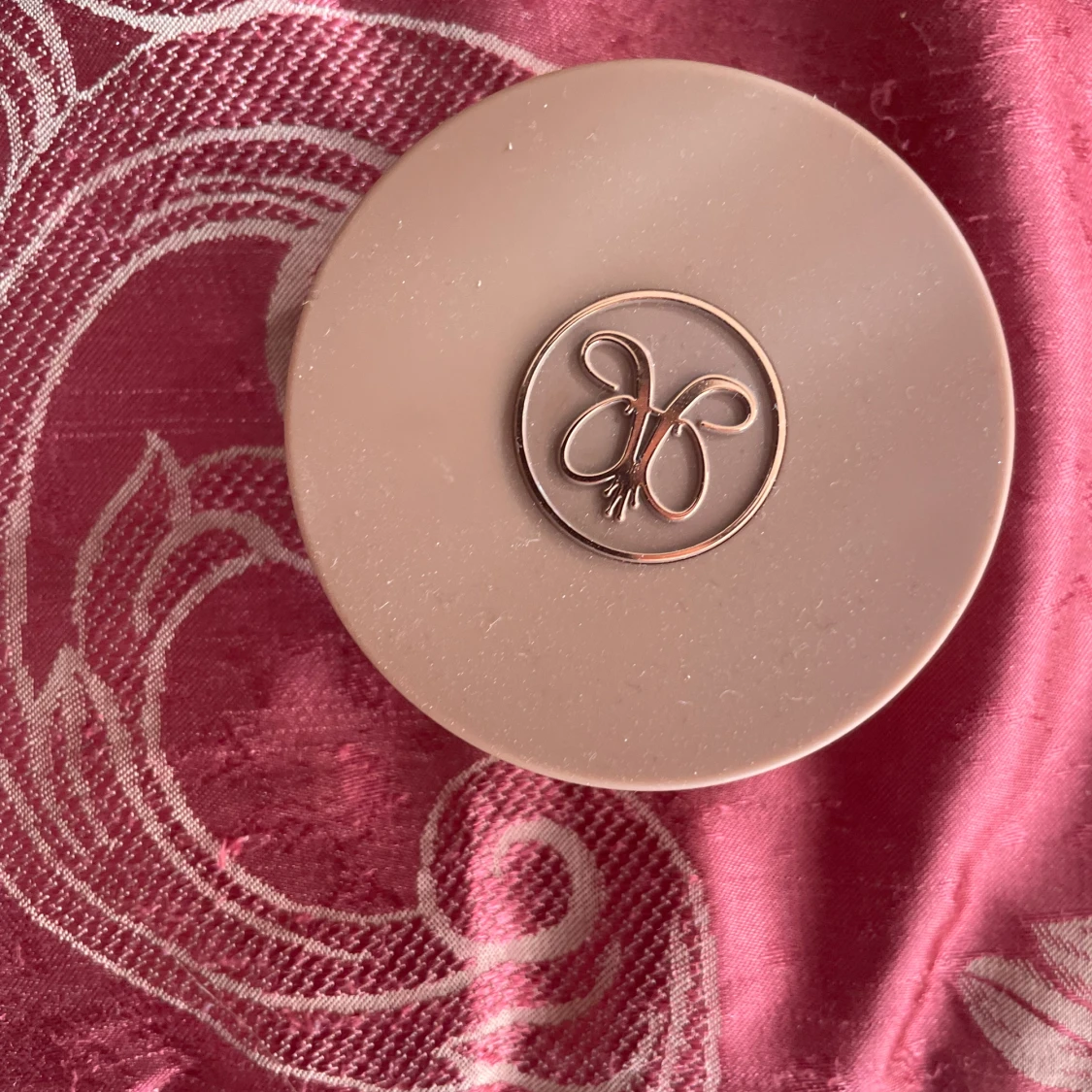 Anastasia cream contour