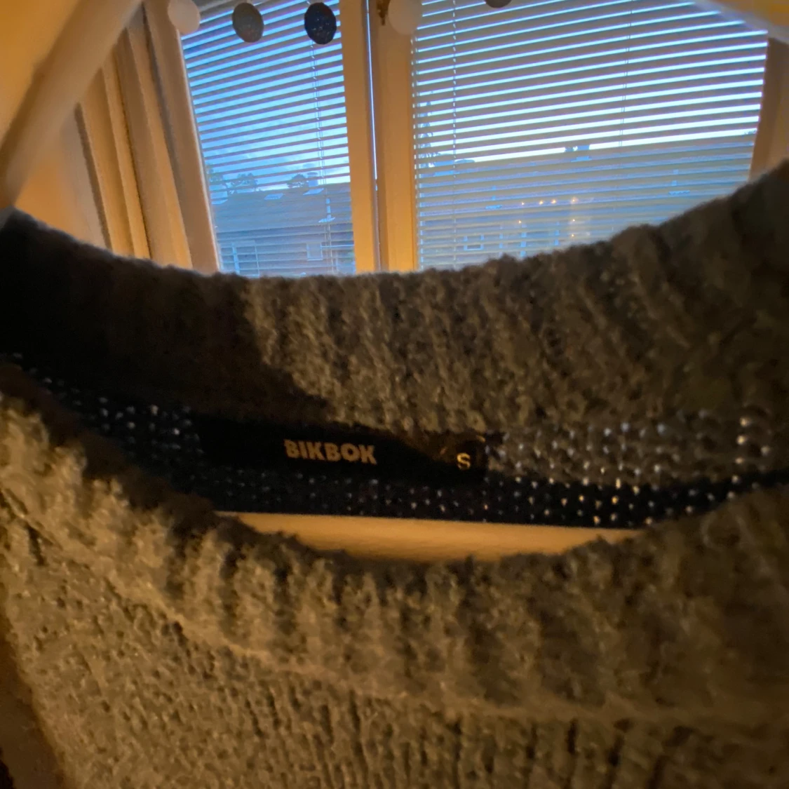 Stickad tröja  - 91