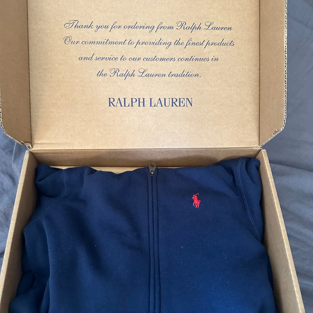 Ralph Lauren zip hoodie i xs, aldrig använd. Hoodies.