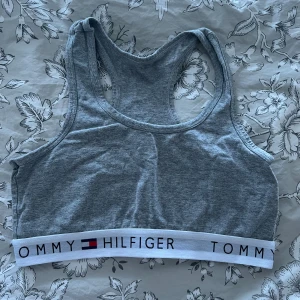 Topp - Topp i storlek L   