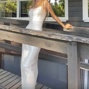 Jätte fin glittrig balklänning. Köpt för 600