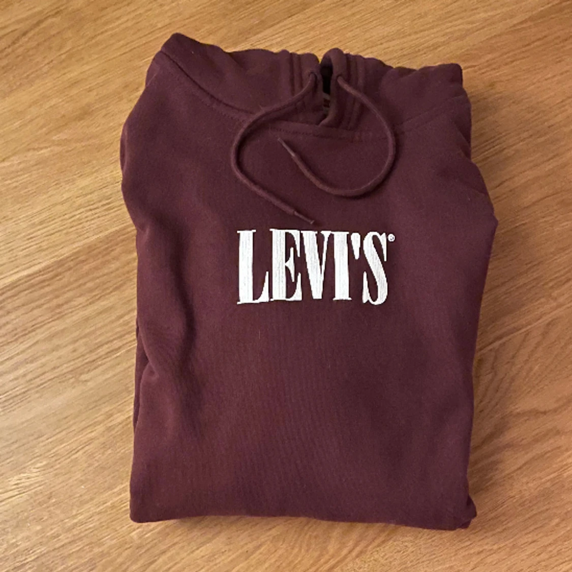 Levi’s Hoodie - 90