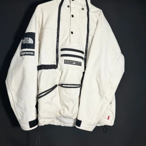 Supremex The North Face steep tech hooded jacket - Supreme x The North Face steep tech hooded jacket Storlek M Skick 9/10 
