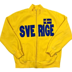 Sverige Tröja - Gul Sverige fullzip, storlek L. Ställ gärna frågor 😊