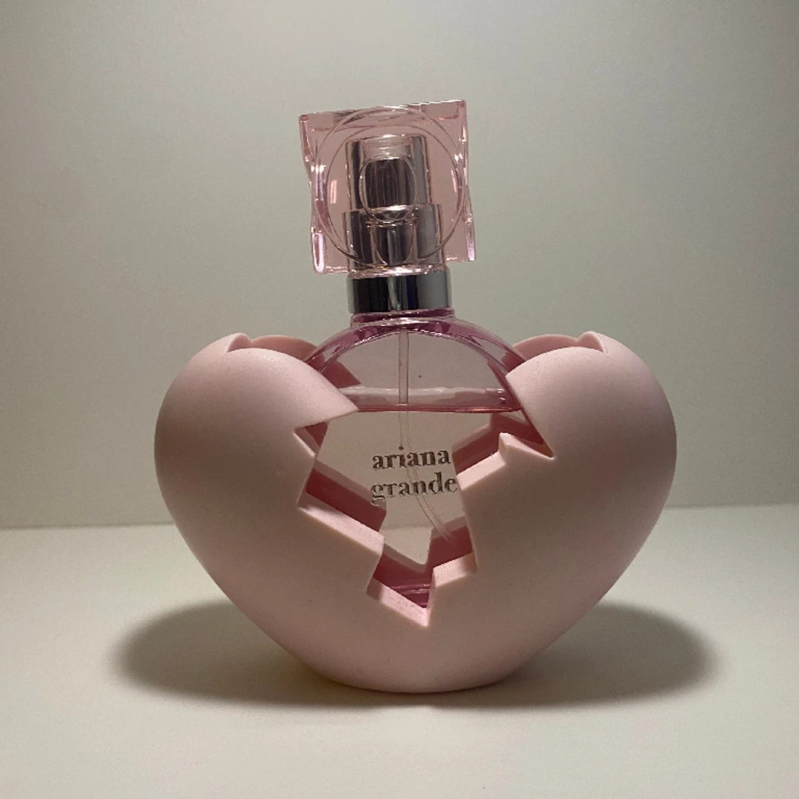 Ariana Grande Thank u next parfym