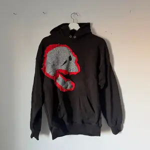 Custom hoodie med patchwork 