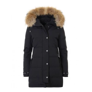 Hollies Subway Jacka - Säljer Hollies jacka i äkta päls, Strl XS/S i använt men helt okej skick. Behöver kemtvättas lite bara.