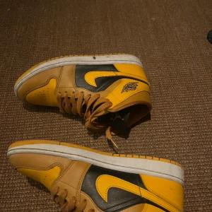 Jordan 1 säljs 900 kr  - Används ca 10 gånger och i väldigt bra skick till bra pris