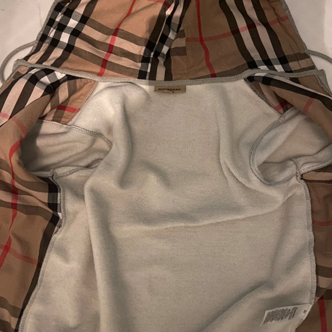 BURBERRY ZIP HOODIE  - 91