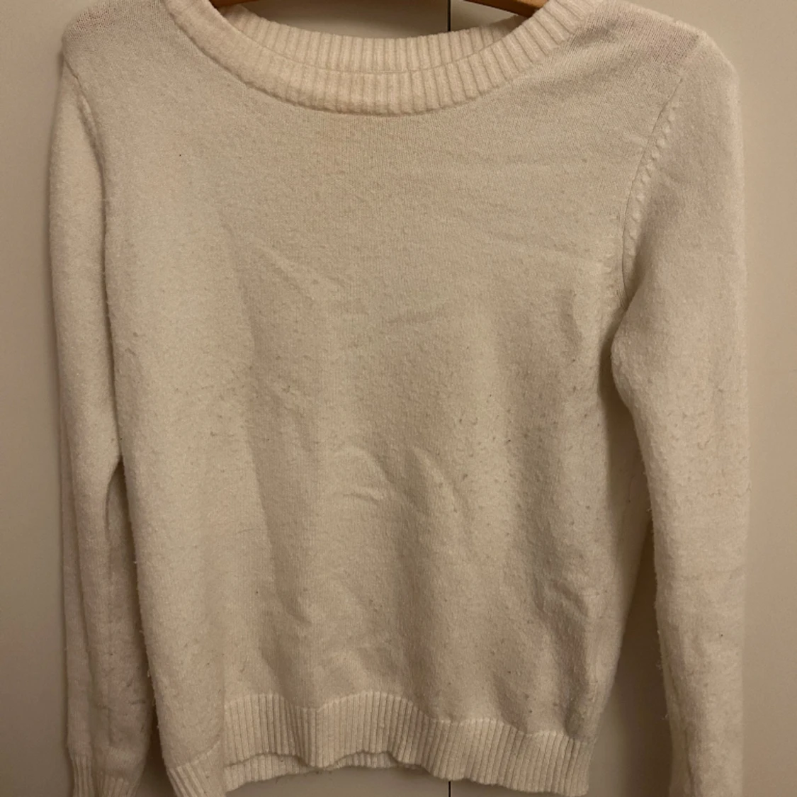 Vit stickad tröja - 91