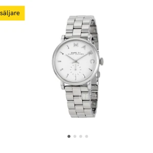 Marc jacobs klocka - Superfin klocka från Marc jacobs. Använd ett fåtal gånger 🤗 pris kan diskuteras vid snabb affär🤩 batteri behöver bytas🤗