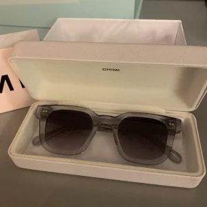 Chimis - Säljer ett par helt oanvända chimis, skick 10/10 inga deffekter, allt ingår påse osv. riktigt goa till en solig sommardag. Tar emot byten! Hör av er om ni har några frågor eller funderingar!