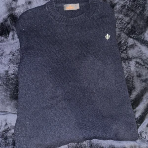 Morris sticktröja - En extraordinär stickadtröja morris tröja i str M Nypris 1499 Mitt pris 399 pris kan diskuteras 