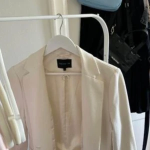 STOCKH LM kavaj - Snygg kavaj, helt ny, insydd bra kvalitet storlek 40