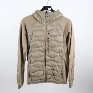 PeakPerformance Cardigan - Väldigt fin jacka nu till våren i storlek S 