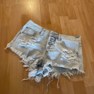 Söta sommar shorts - Jätte fina söta jeans shorts till sommaren🙌