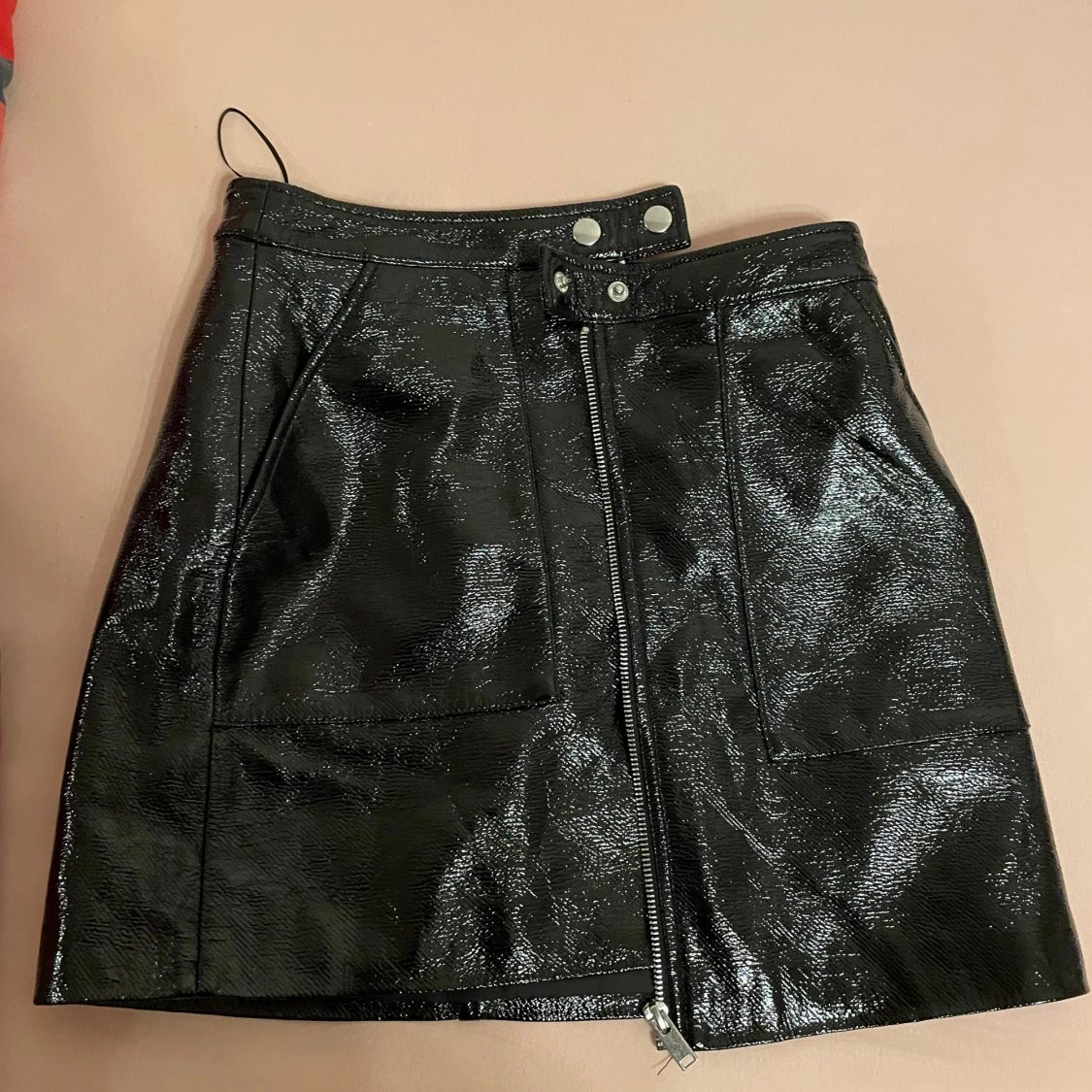 Svart kjol från Mango