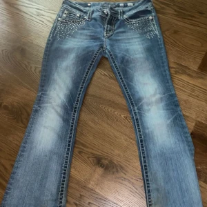 Miss me jeans - Säljer dessa miss me jeans eftersom dom inte kommer till användning, kontakta för mer info🩷pris kan diskuteras