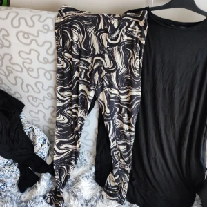 Långärmad lång tröja/ tunika plus leggings  - Stl xl 