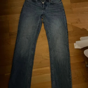 Lager 157 jeans  - Mörkblåa icon jeans från lager 157 i ny skick endast använd 1 gång 