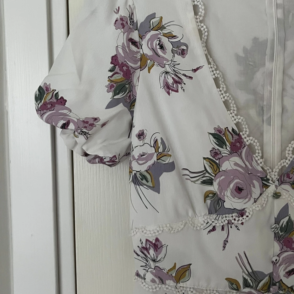 Blommig klänning - 91