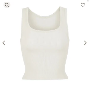 Skims  - Skims topp, i bra skick. Storlek XS