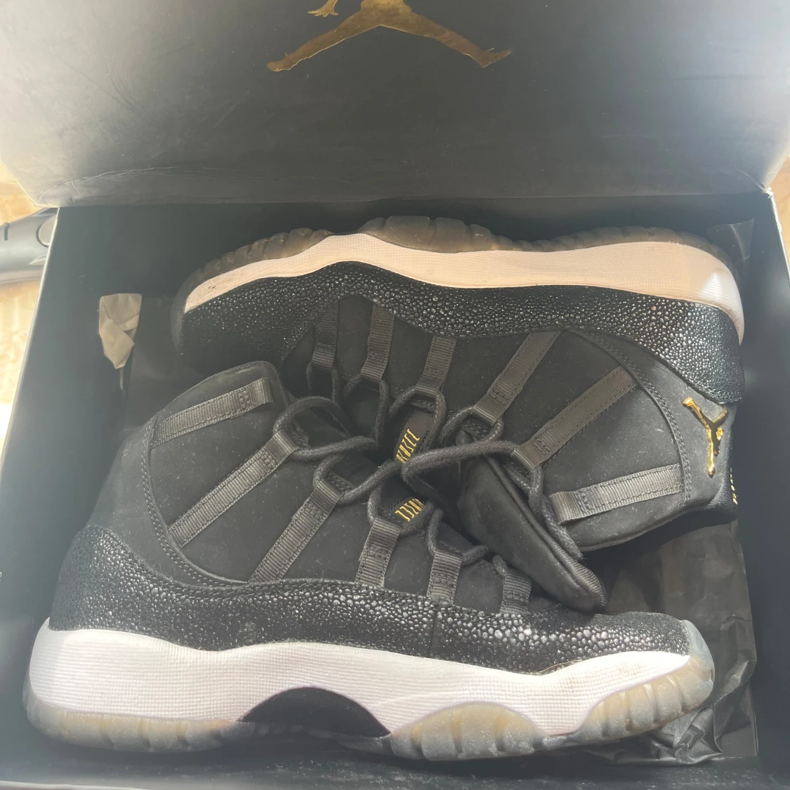Jordan 11 retro ”Heiress Black-Metallic Gold” - 91