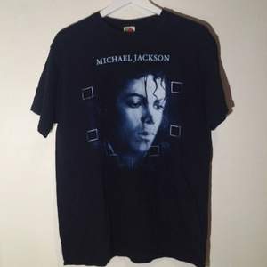 cool tshirt med michael jackson-motiv, helt oanvänd 