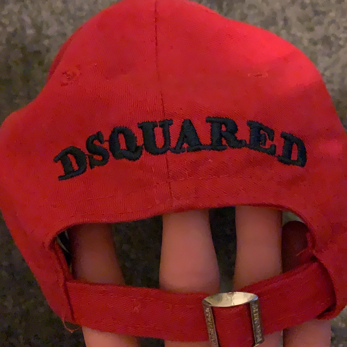 DSQUARED 2 Keps, Röd. - 90