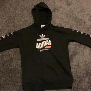 Adidas X Bodega Hoodie, Svart, Size S - Size: S, finns ej kvitto, Condition: 8/10. Köpt på www.ENDclothing.com där allt är äkta.