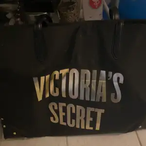 Victoria secret väska 150