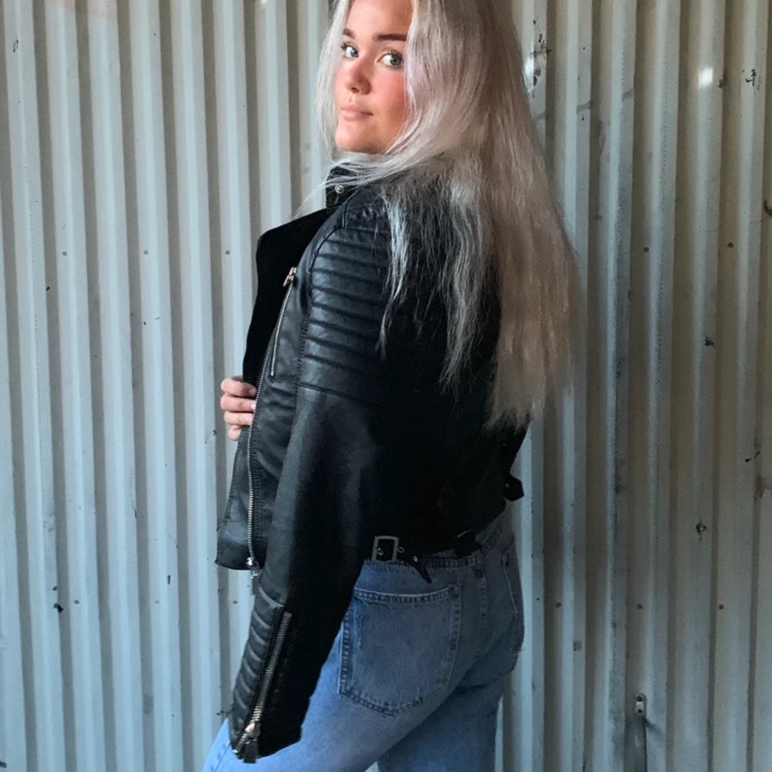 Skinnjacka - Voyelles