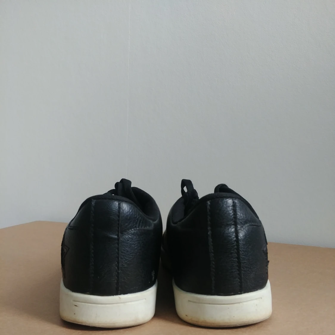 Sneakers med stjärndesign stl 40 - 90