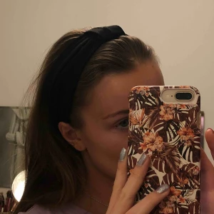  - Jättesött hårband. Oanvänt🥰