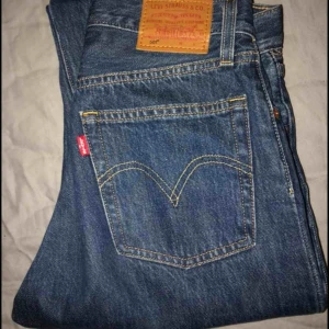  - Levis 501 storlek 26/28 i väldigt fint skick!