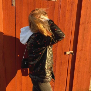  - As snygg skinnjacka från NAKD.  Mycket fint skick 💕