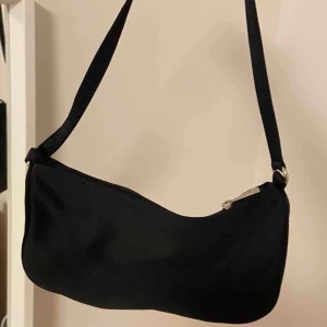  - Fin axelväska💗