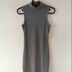  - Perfect mini Dress, fits as a glove to a body and shows off the best 💫😍