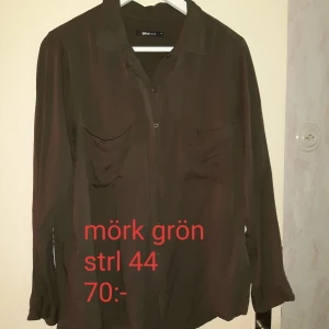 Skjorta/blus  - Skön tunn skjorta, i mycket bra skick. 