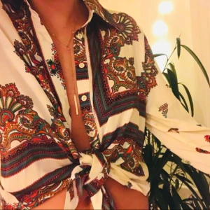  - Oversized med prislapp kvar 👅 