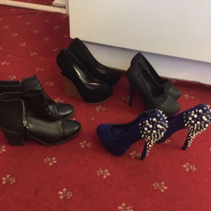  - Har ca 15 par, visar är oanvända! Säljer på grund av flytt