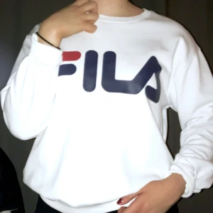  - Fett Najs fila tröja som tyvärr inte kommer till användning. Den är helt och ren och för ett fett rimligt pris 